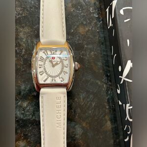 Women’s Michelle mini Urban diamond Dial watch 29 x 30 mm made in Switzerland